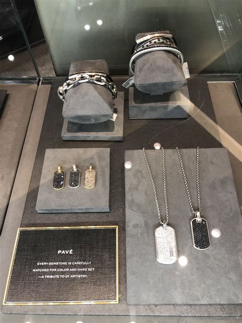 David Yurman, 7014 E Camelback Rd, Ste 1109, Scottsdale, AZ .